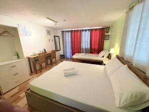 Island - Escape Homestay