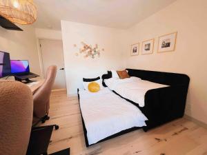 The Alpenglow Bungalow-3BR, 2BA mins from resorts!