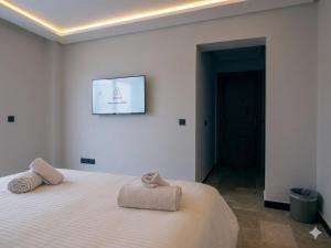 Spacious apartment with private terrace and secure parking in the heart of Casablanca