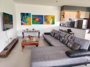 Resort familiar con playa artificial y lujo total