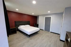 Hollywood Motel