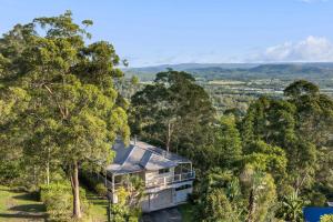 Hinterland Tranquil Escape with Beautiful Views