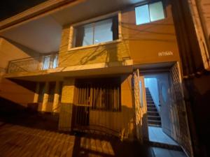 Enorme departamento para grupo de 12 personas con 4 dormitorios