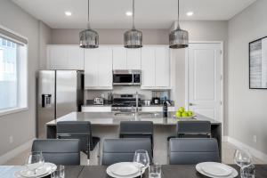 Two-story luxury condo near Disney