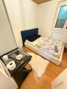 Private rooms in villa, 2 minutes from Bolligen station, in the villa longterm contract CHF 1100 per month