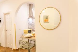 Stylish Studio I AC I Plaza Merced 2min I Center