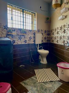 Mindful Rooftop Yoga Stay in Gokulam Bright, Airy Private Family Terrace Apartment