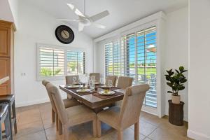 Pet-friendly Palm Valley condoViewsBBQPoolSpa