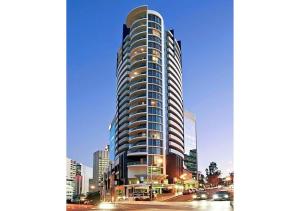 Sophisticated 3BR Residence at Brisbane Central
