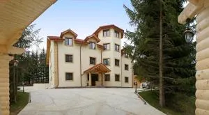 Pensiunea Floarea de Colt - Nucşoara