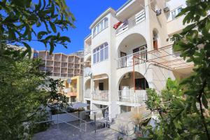 Apartment Baska Voda 2756c