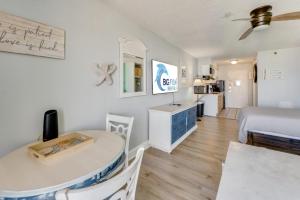 New Sea Mist Top Floor with Pools & Stunning Views