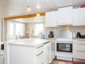 6 person holiday home in Juelsminde-By Traum