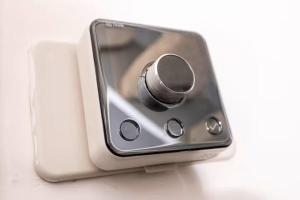 DiscountsContractorsWIFIFree ParkingSmart TV