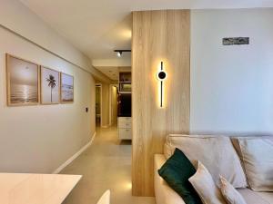 Apto Novo 2 Dorm c Suíte Navegantes 3 Quadras do Mar