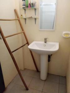 AquaHaven Stay with balcony and Aquarium