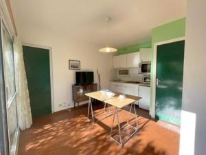 Appartement T2 calme avec terrasse, parking, à 200m de la plage - Le Barcarès - FR-1-529-118
