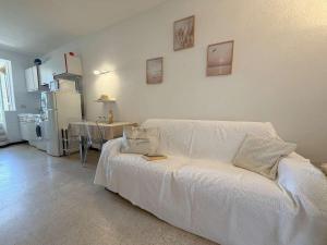 Appartement RDC 2 Pièces Accès Direct Plage - FR-1-868-31