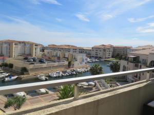 Studio cosy mezzanine à Sète - 2 pers, balcon ensoleillé - FR-1-472-211