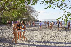 New Amigos - Beachclub & Hostel