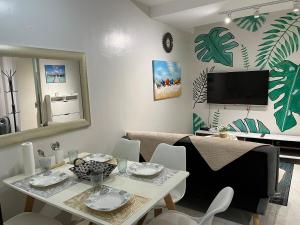 Tropical Themed 2 Bedroom Condo