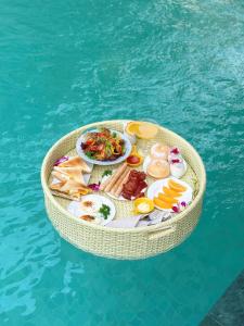 Exclusive 4-BDR Pool Villas on My Khe Beach - Premier Resort