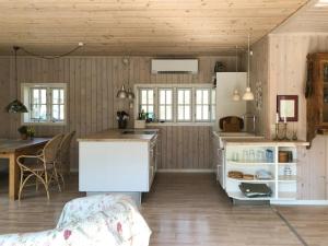 Holiday Home With Natural Garden In Skansehage