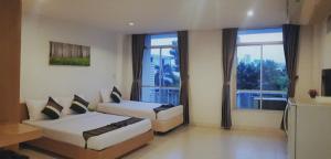 Sena House