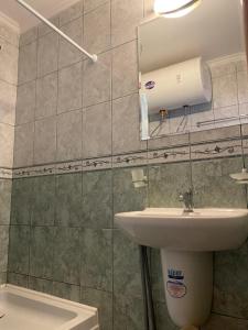 Stylish, 1-Bedroom at Watermill Complex