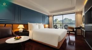 Diana Cruises Halong Bay - Luxury by Venus Group