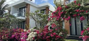 Villa biển Saint Simeon Resort Long Hải sát biển, Hồ bơi, BBQ, lý tưởng cho đại gia đình và nhóm bạn