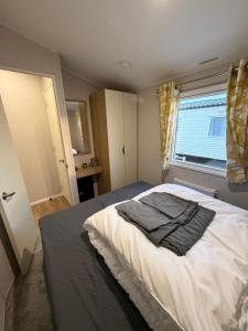 Golden Palm, Meadow Lakes 8, Chapel St Leonards