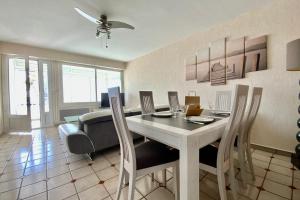 Appartement Mar e Souleu avec Terrasse et Vue Mer au Grau du Roi