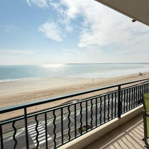 Oceanfront in La Baule Le Neptune
