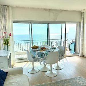 Oceanfront in La Baule Le Neptune