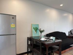 High Floor 2BR 1Bath Near BTS Night Market 5PAX