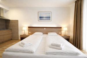 Lumen Studio - Corvin Residence 3