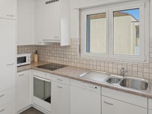 Bright and quiet studio in the city center - Sky11