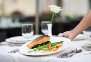 Hanza Tower PLATINIUM 23 POOL & SAUNA & JACUZZI & SPA