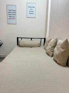 1bhk in Andheri west