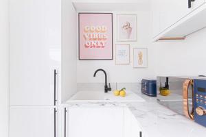 Central Falmouth Flat in the heart of the town