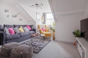 Central Falmouth Flat in the heart of the town