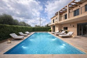 Olive Paradise Villa - Perfect Getaway with Pool by Villa Mana Gers