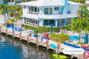 One-bedroom Suite Heated pool Dock Access Quiet Neighborhood SaltAire Three RESlDENCES