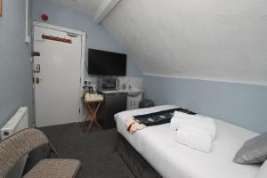 Woodville Lodge Leeds - Free Parking, Direct Bus to City Centre