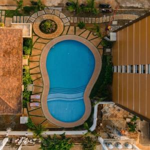 2BR Camella Condo Room with Pool, Gym, and Playground