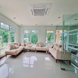 2BR Camella Condo Room with Pool, Gym, and Playground