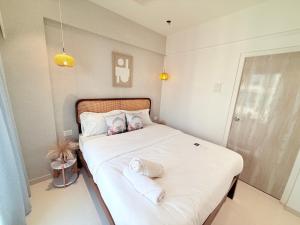AG AeroLux Residences 304 BHK Nr Apollo hospital