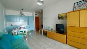 Trilocale DIRETTAMENTE SUL MARE CON DUE BAGNI cod 510