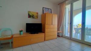 Trilocale DIRETTAMENTE SUL MARE CON DUE BAGNI cod 510